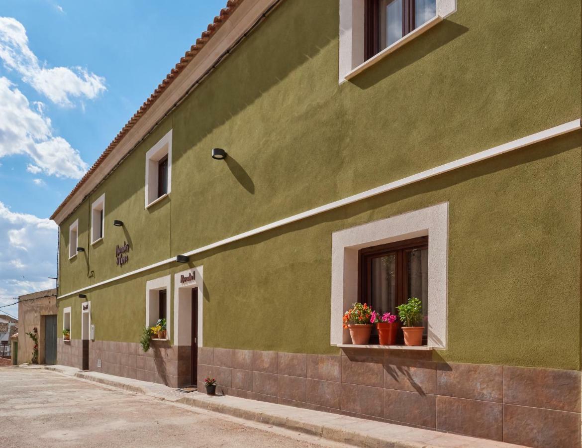 Casas Rurales Maribel - Complejo Moradas Del Cerro 2 - Suites Con Jacuzzi En Alcala Del Jucar Casas del Cerro Exterior photo
